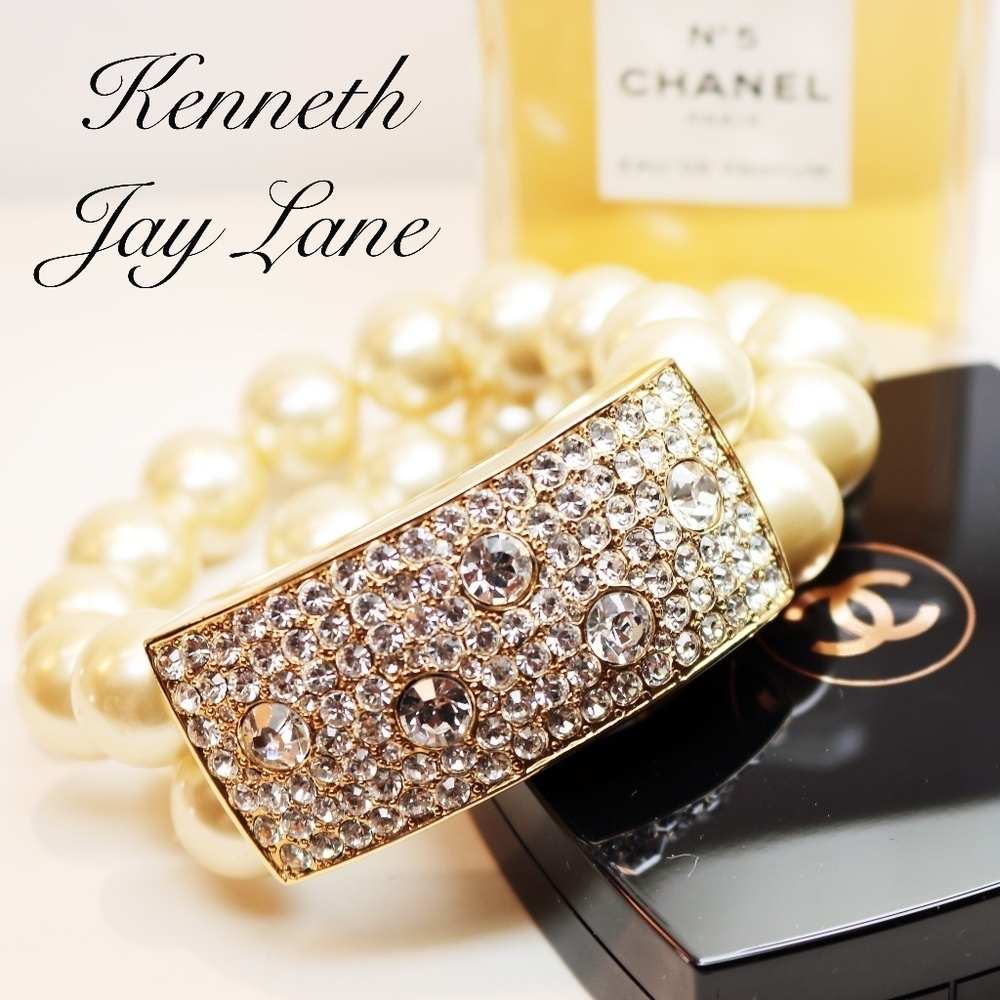 RARE! Vintage KENNETH JAY LANE Pearl Bracelet